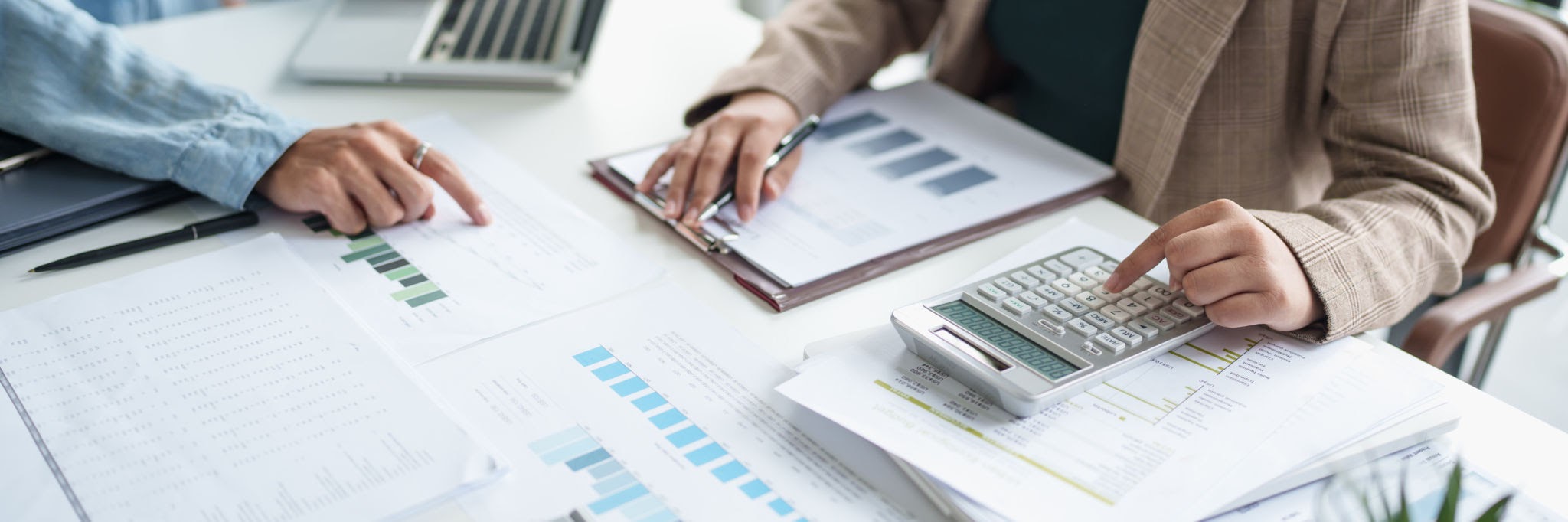 Alberta condominium audit checklist with financial documents, accounting records, and condo management paperwork